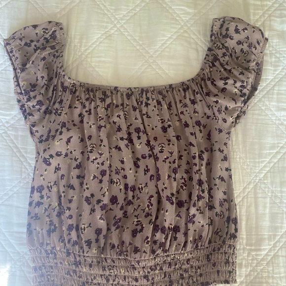 Purple floral off the shoulder top - Picture 3 of 4